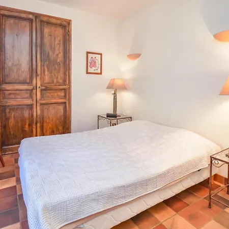 Cozy In 4* Νιμ