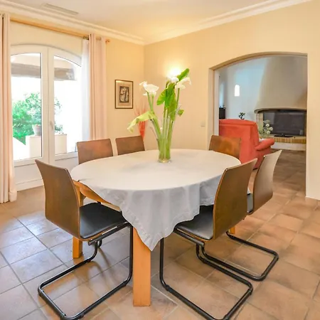 Cozy In Ξενοδοχείο 4*